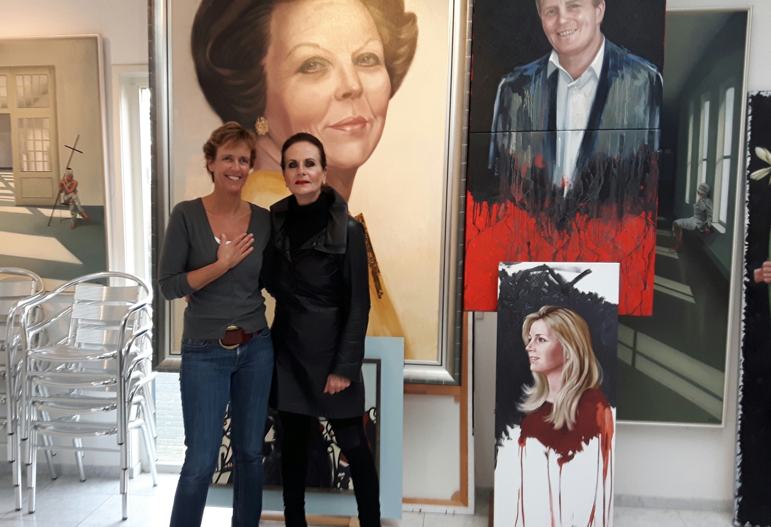 3-Met Ans in haar galerie-ruimte